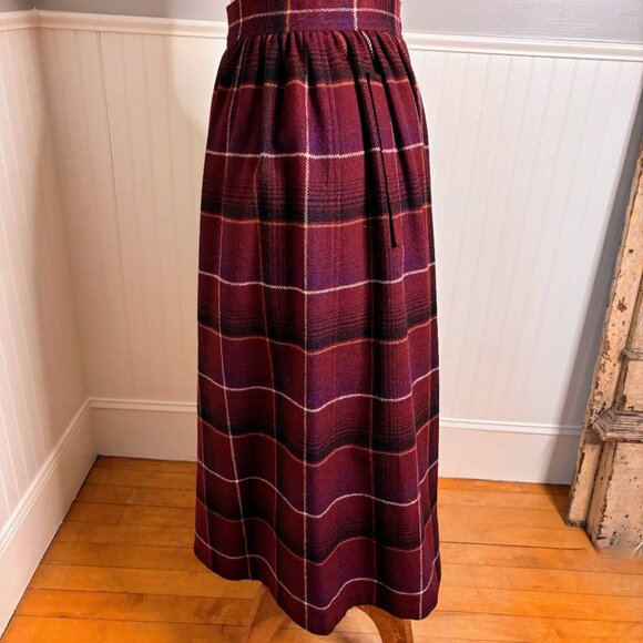 Yves Saint Laurent Rive Gauche Vintage Wool Skirt size 38 Made in France - Picture 2 of 6